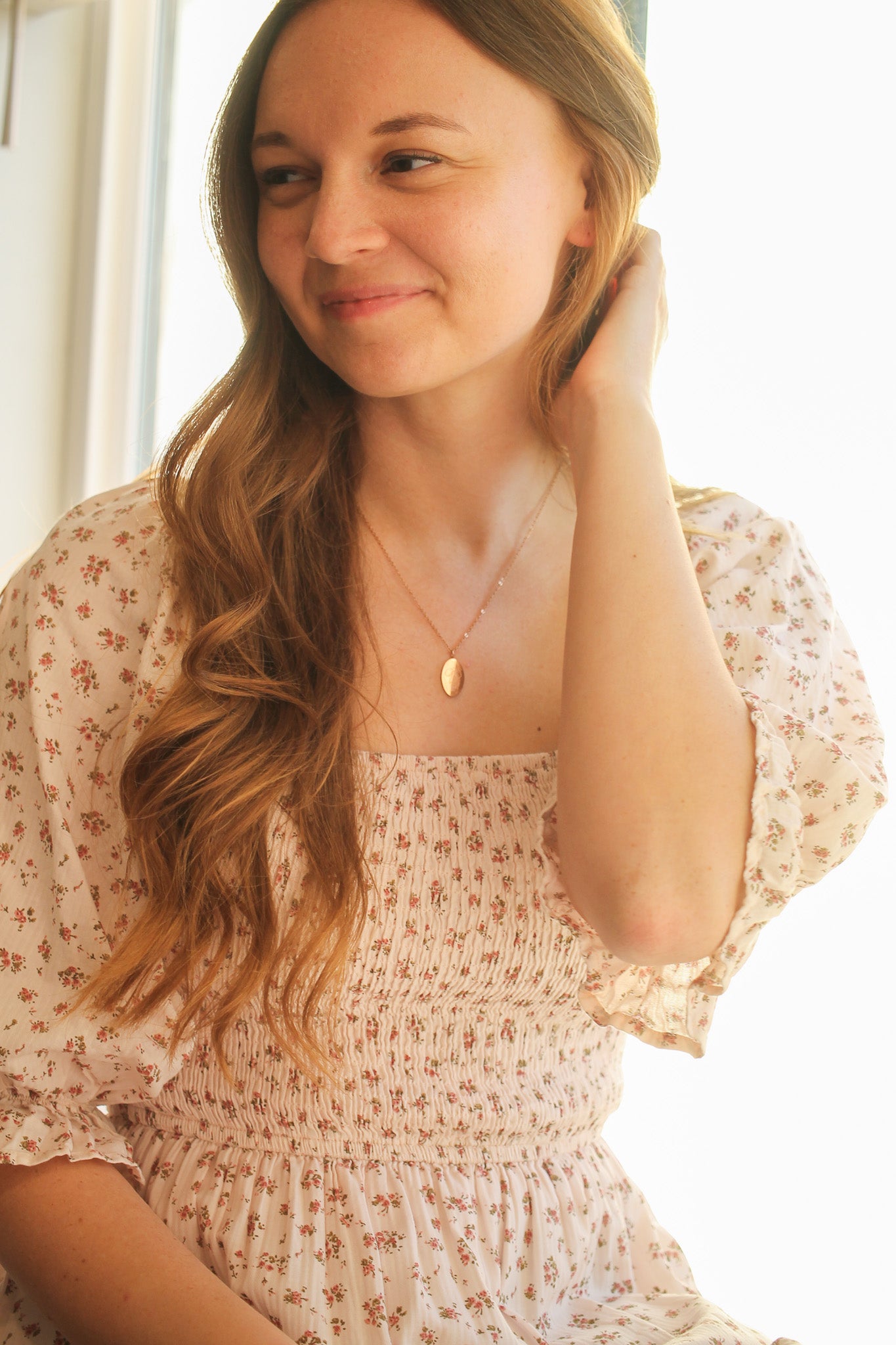 Bow Pendant Necklace in Rose Gold