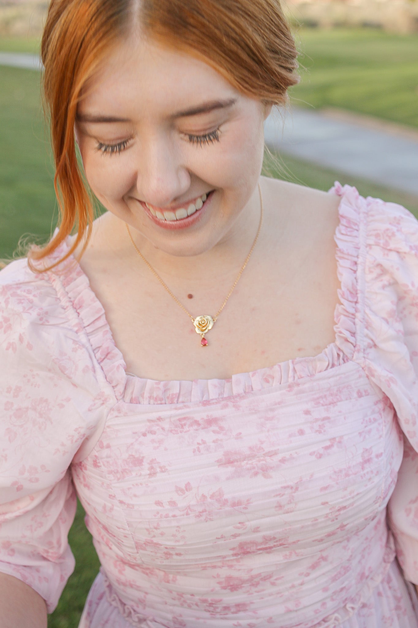 Rosa Necklace in Gold