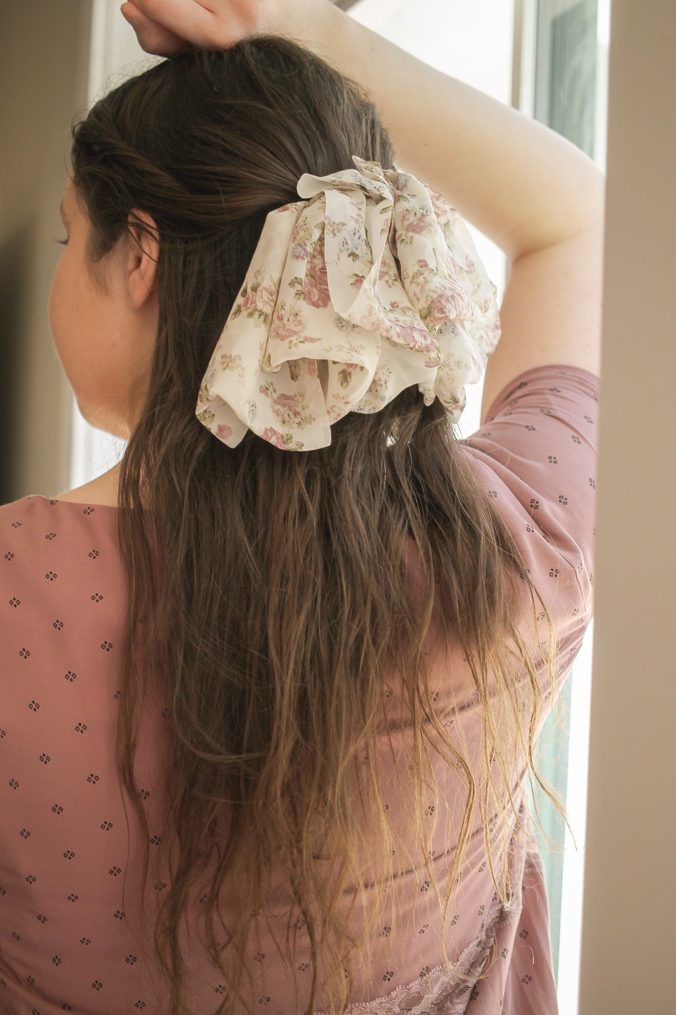 Shelby Bow in Vintage Floral