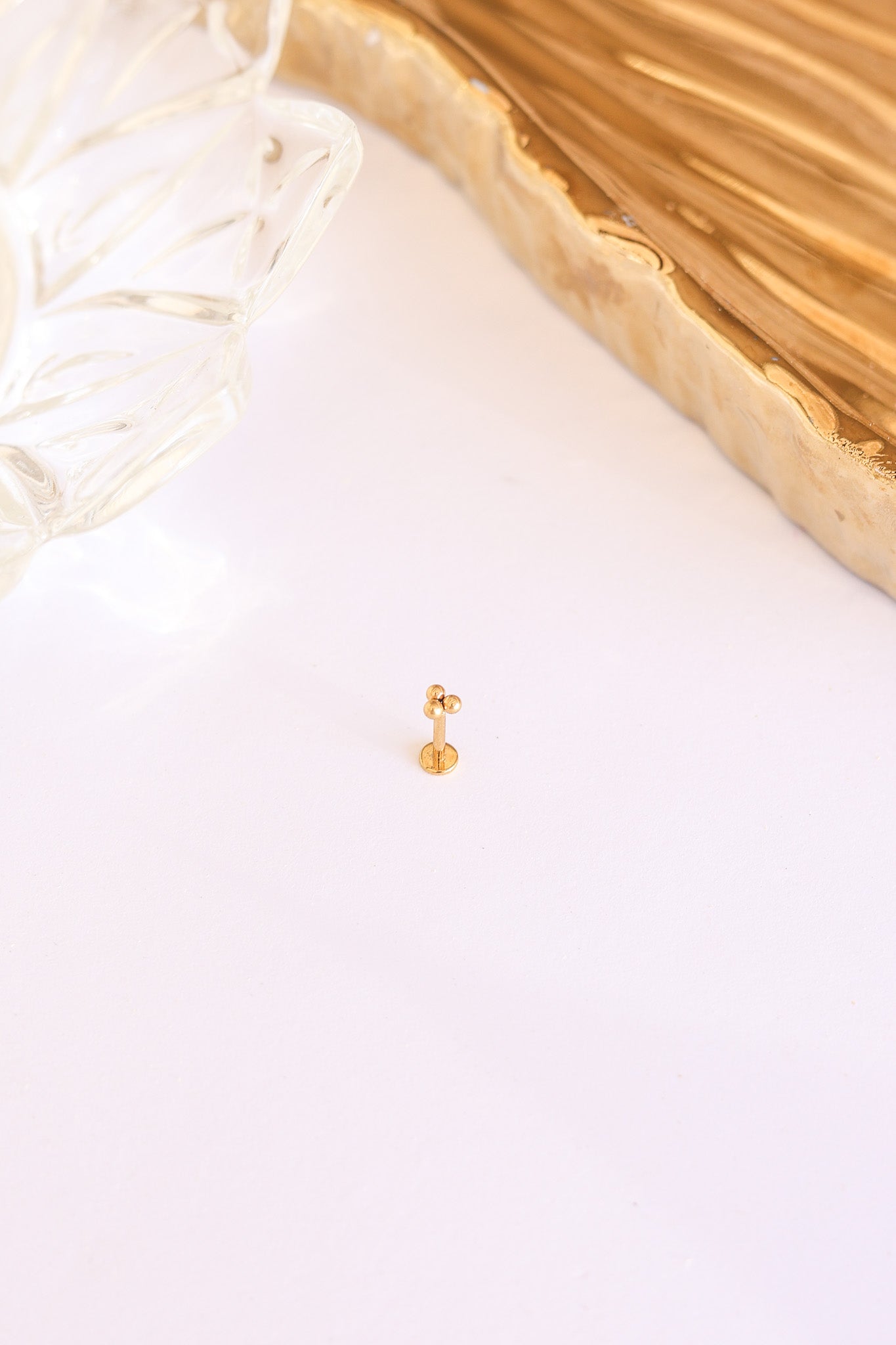Tri-Dot Flat Back Stud