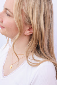 Pearl Trio Flat Back Stud