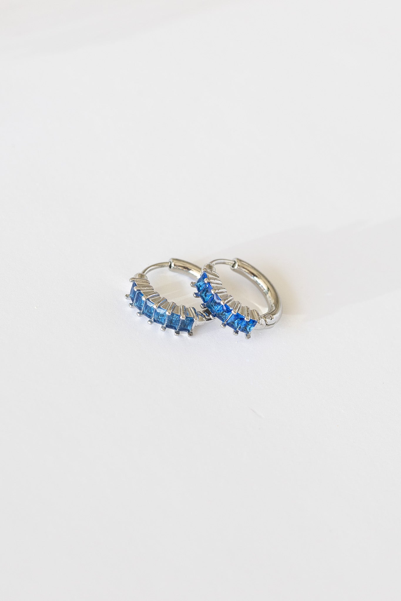 Diamond Hoops in Blue
