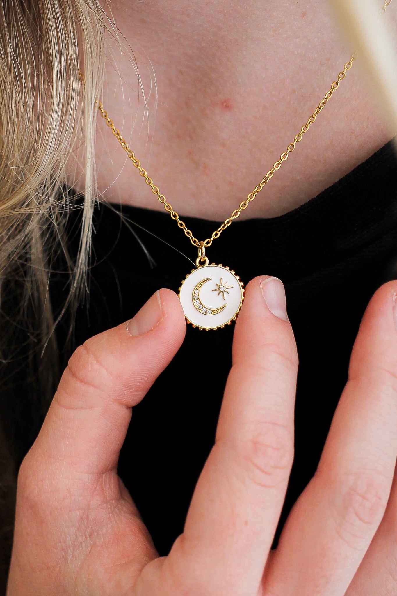 Luna Necklace