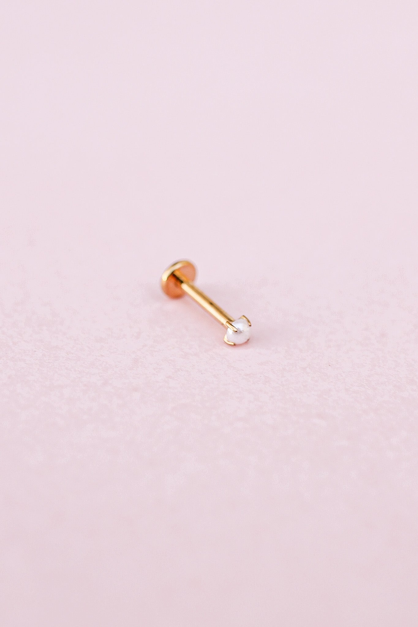 Pearl Flat Back Stud