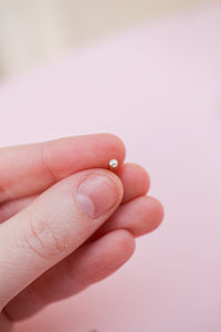 Pearl Flat Back Stud in Gold