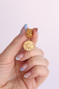 Sand Dollar Hoop