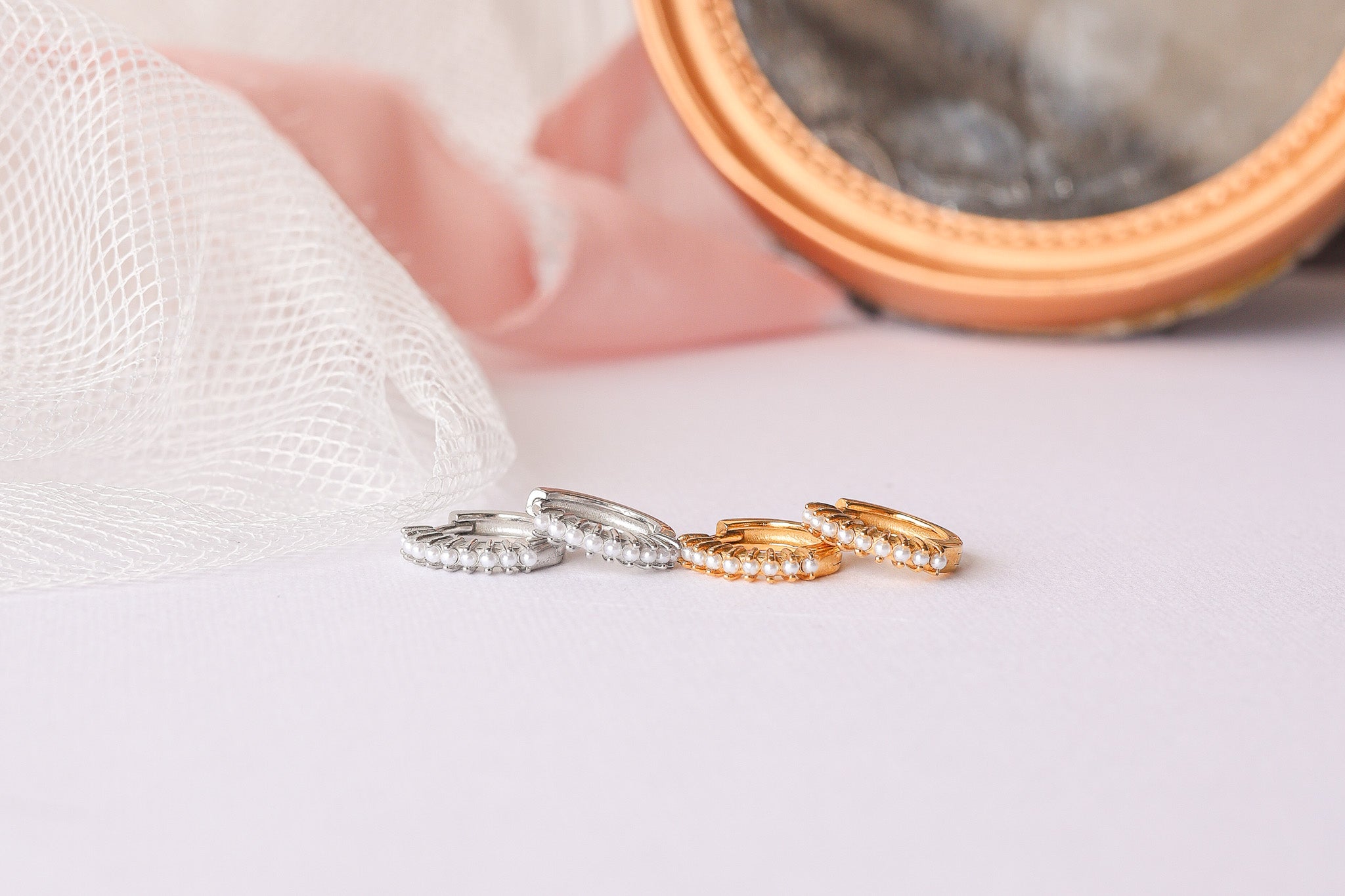Pearl Mini Hoop