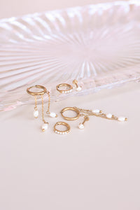 Waikiki Earring Stack