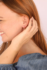 Pearl Flat Back Stud