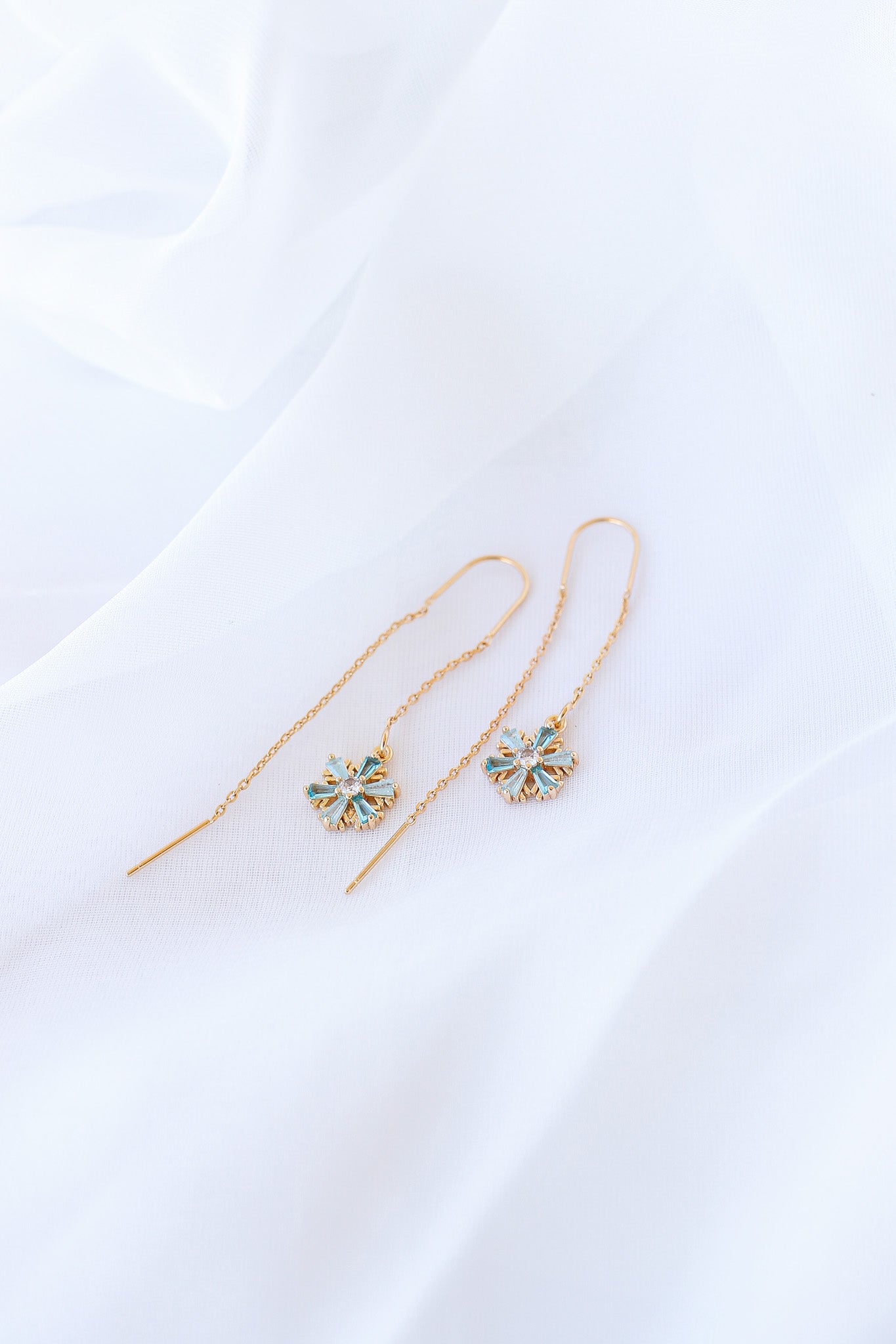 Elsa Snowflake Threader