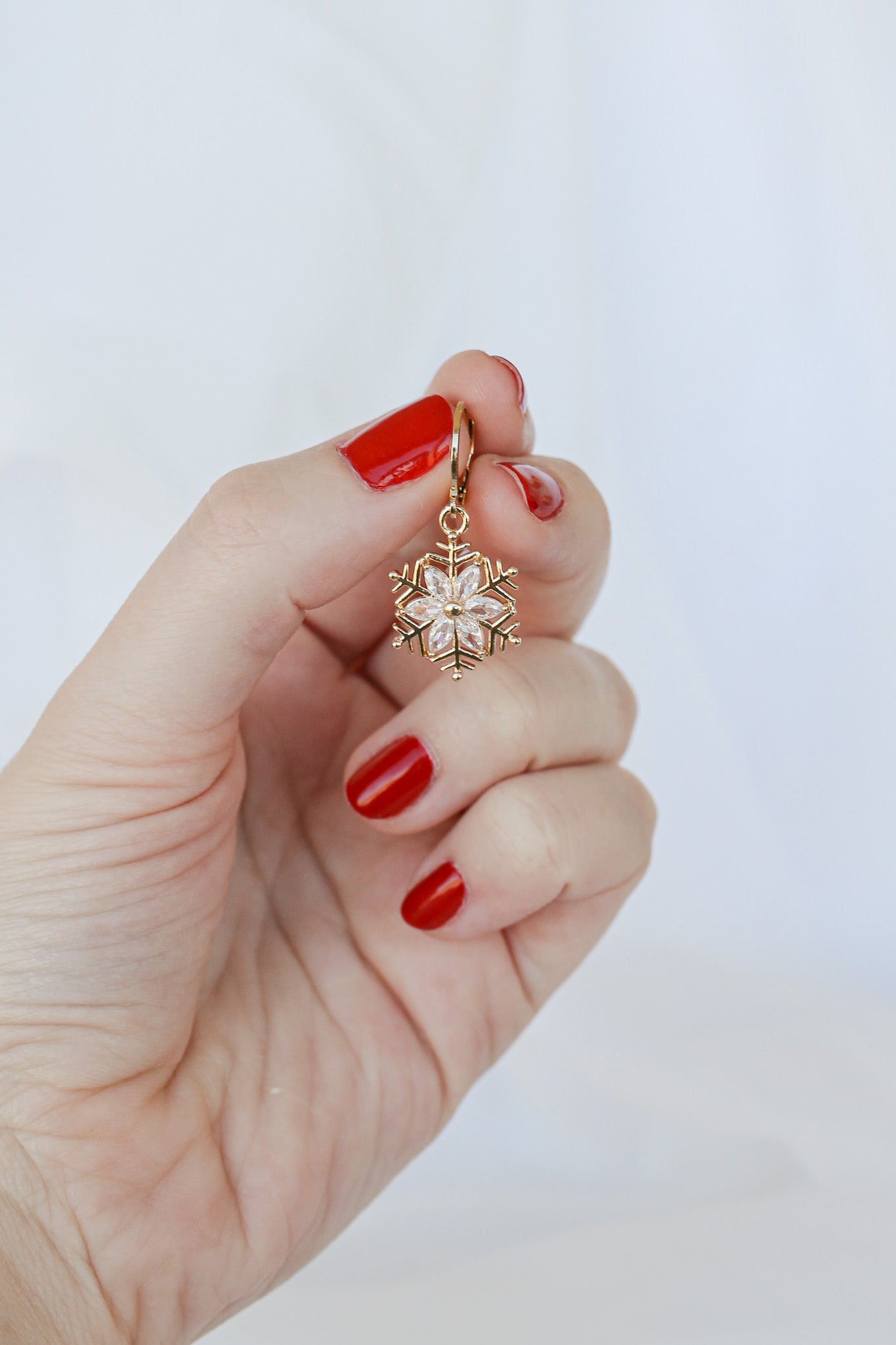 Noelle Huggie Hoop in Gold