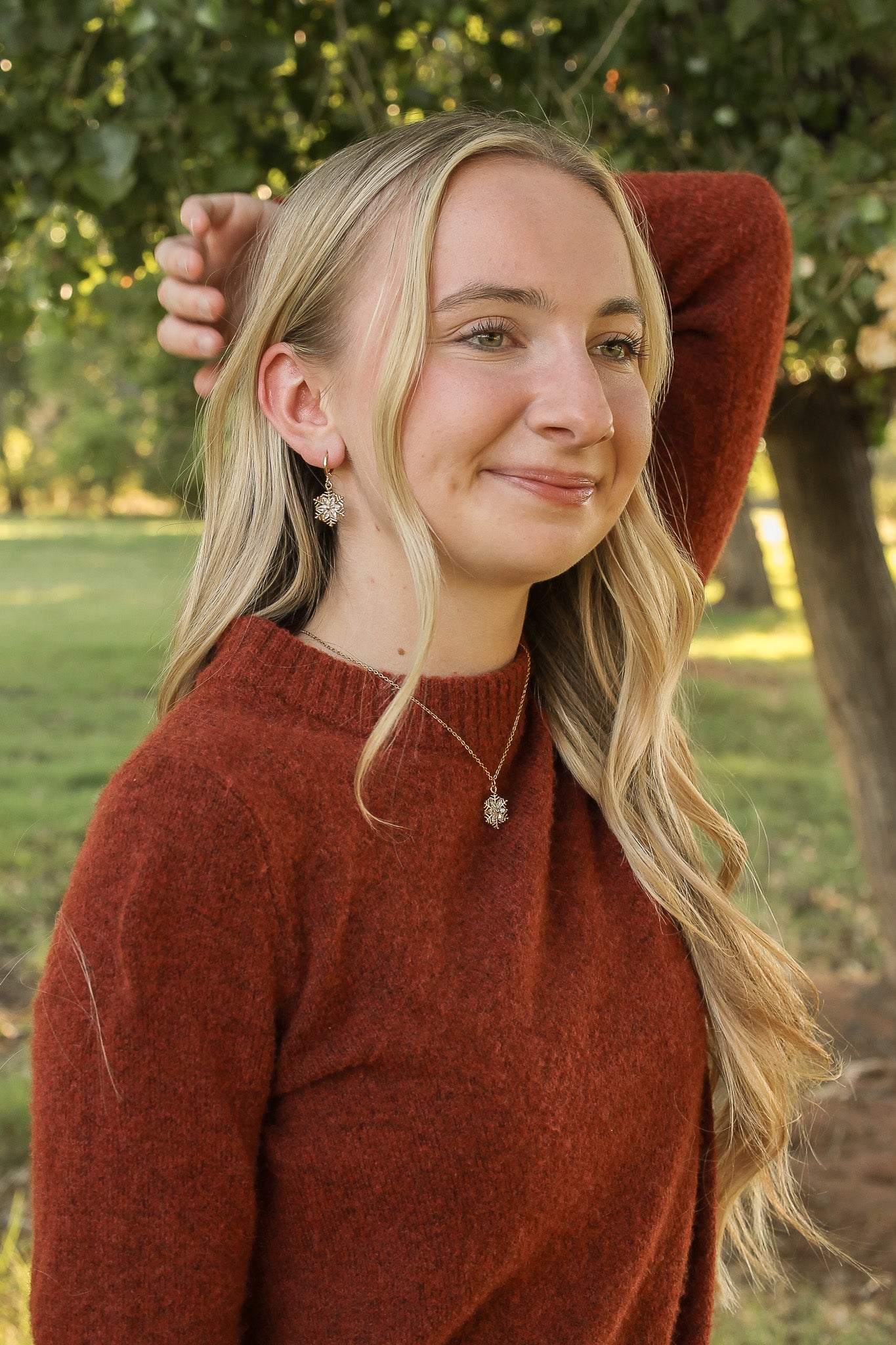 Noelle Huggie Hoop in Gold