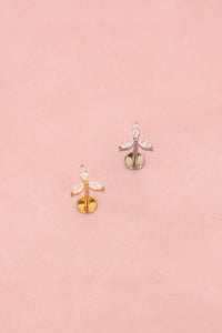 Iris Flat Back Stud
