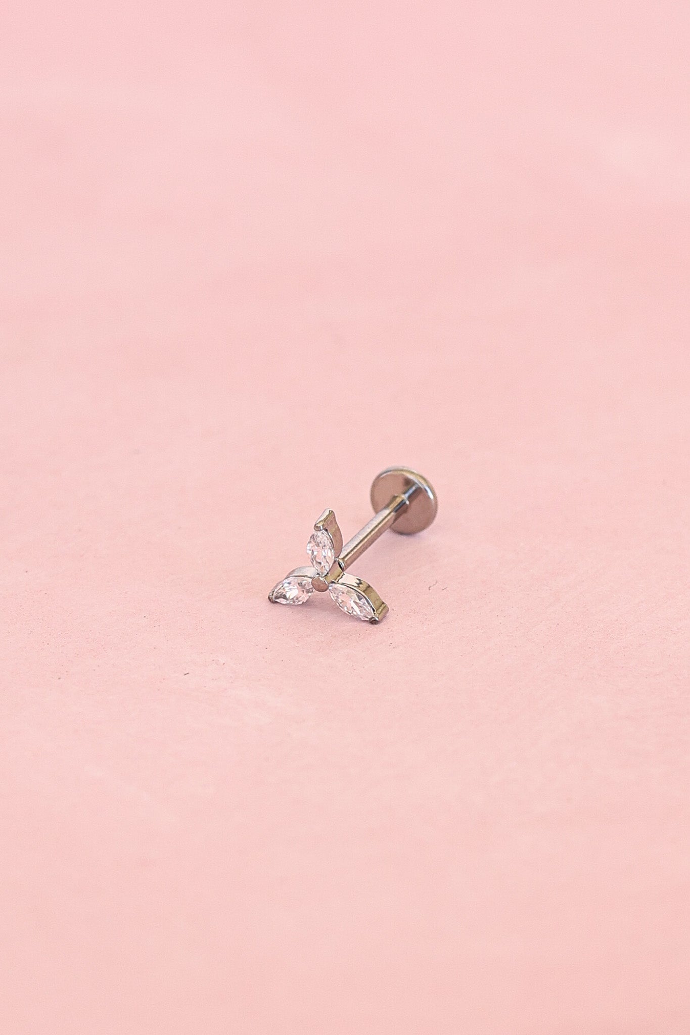 Iris Flat Back Stud