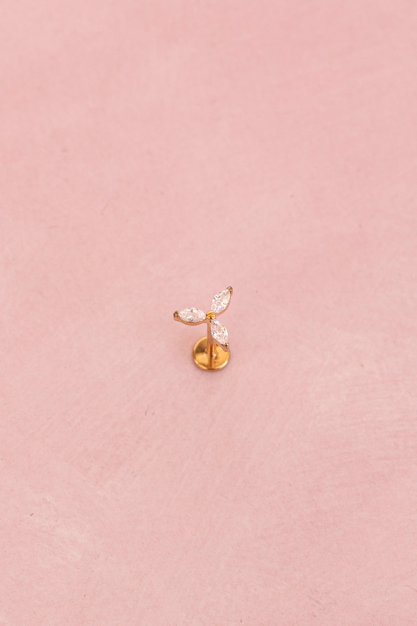 Iris Flat Back Stud