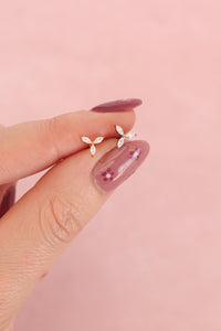 Iris Flat Back Stud