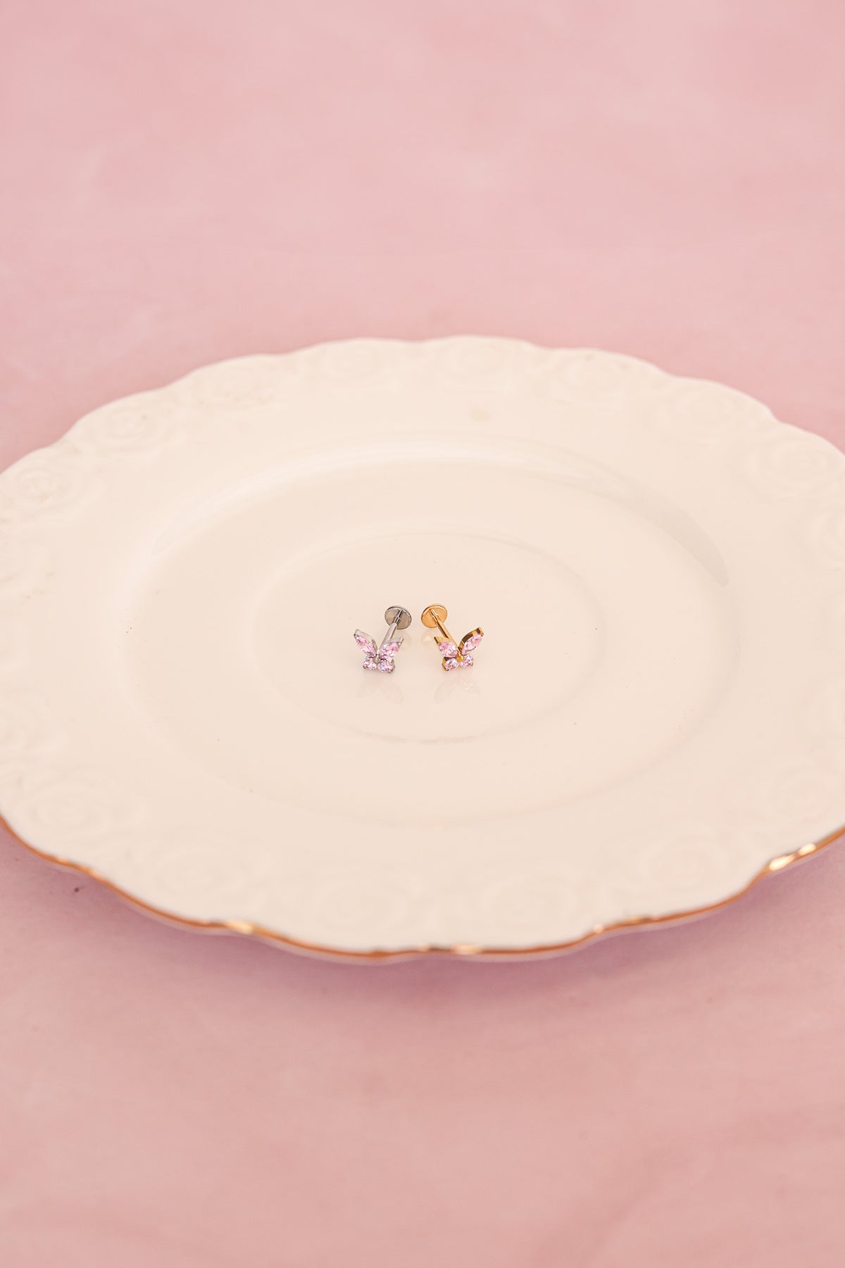 Dolly Flat Back Stud