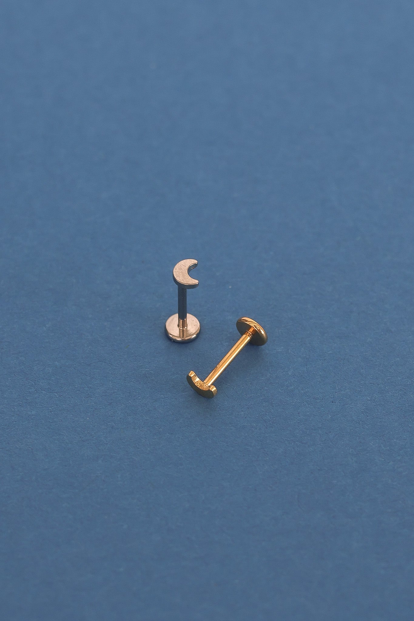 Moon Flat Back Stud