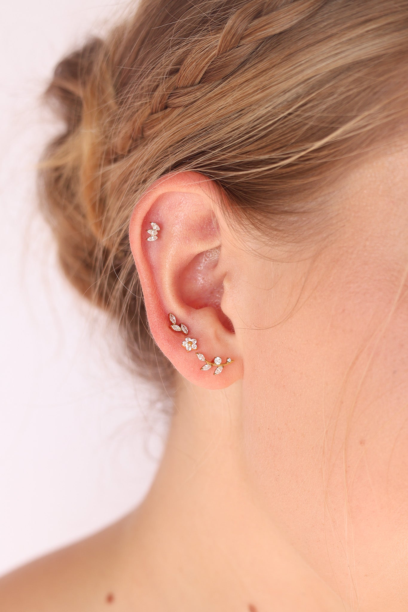 Daisy Flat Back Stud