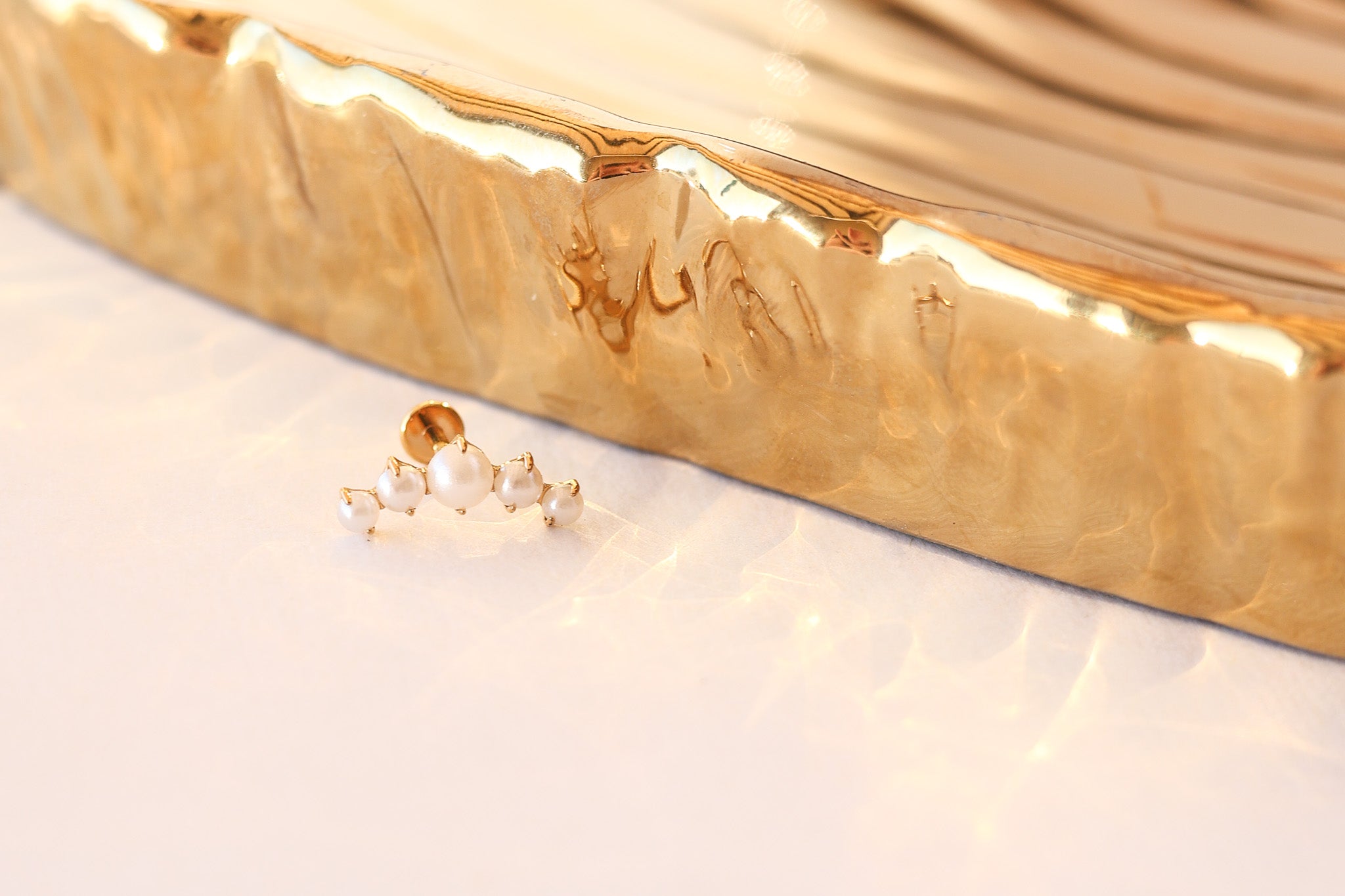 Hepburn Flat Back Stud