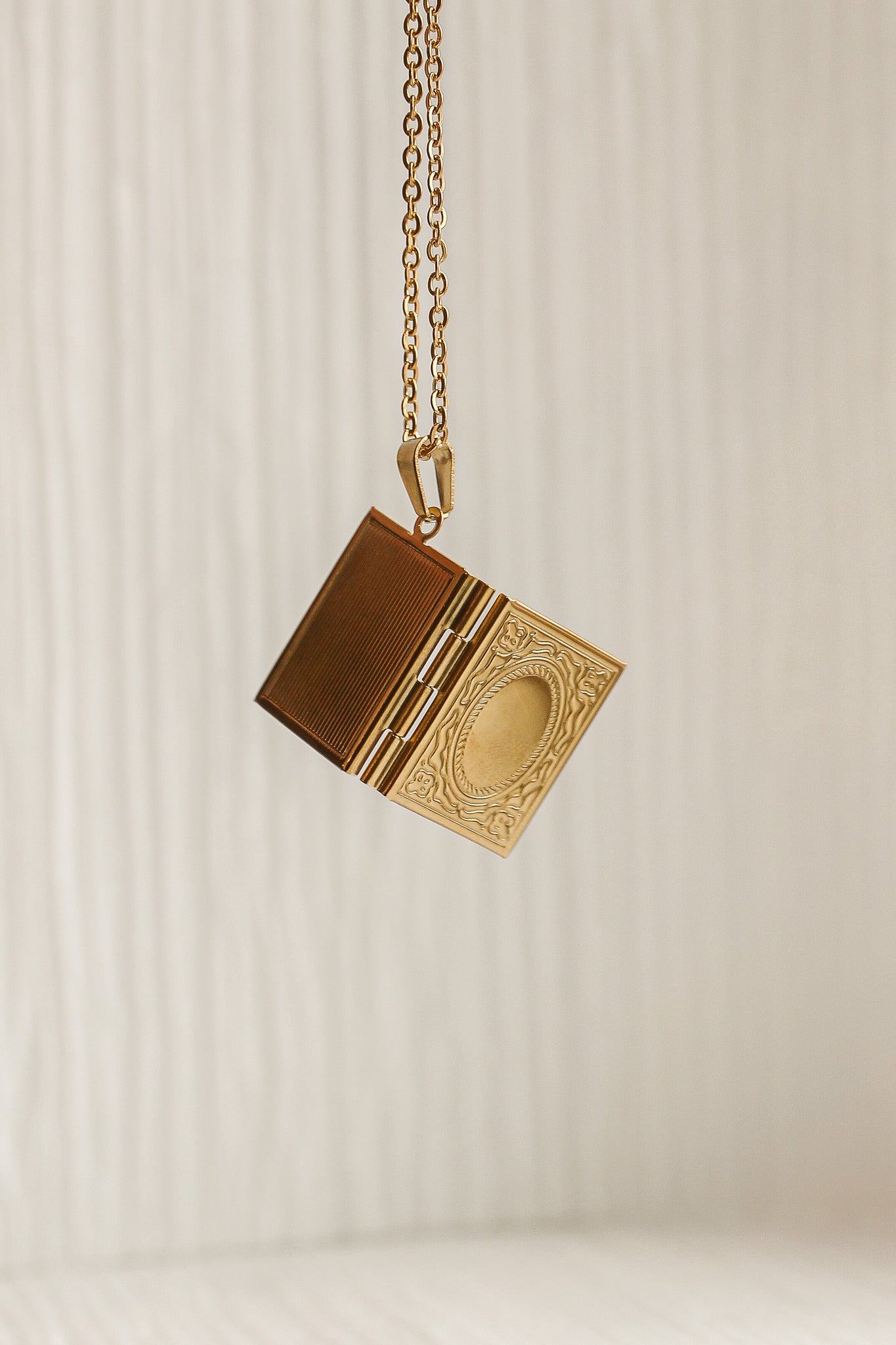 Library Locket in Gold