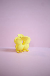 Jumbo Flower Claw in Lemon