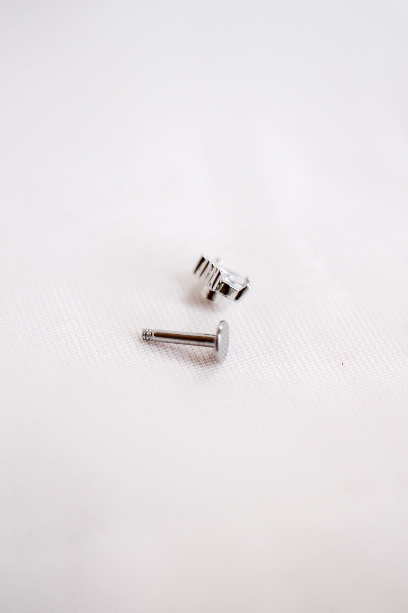 Royale Flat Back Stud in Stainless Steel